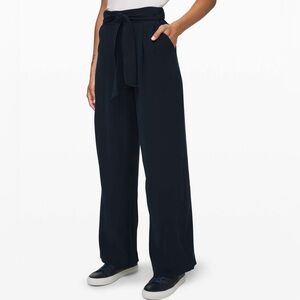 LULULEMON Noir Pant True Navy 4 Wide Leg